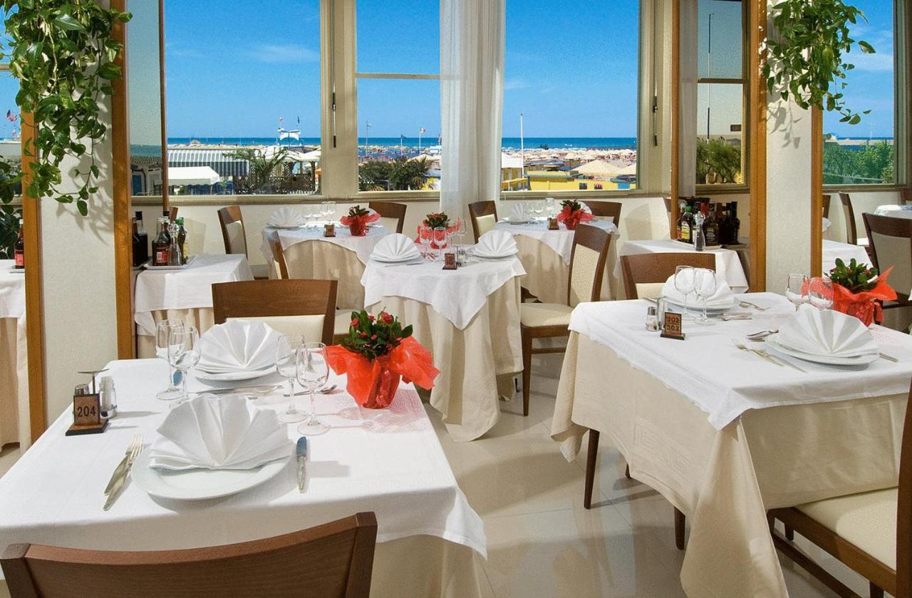Hotel Continental Milano Marittima Exterior foto