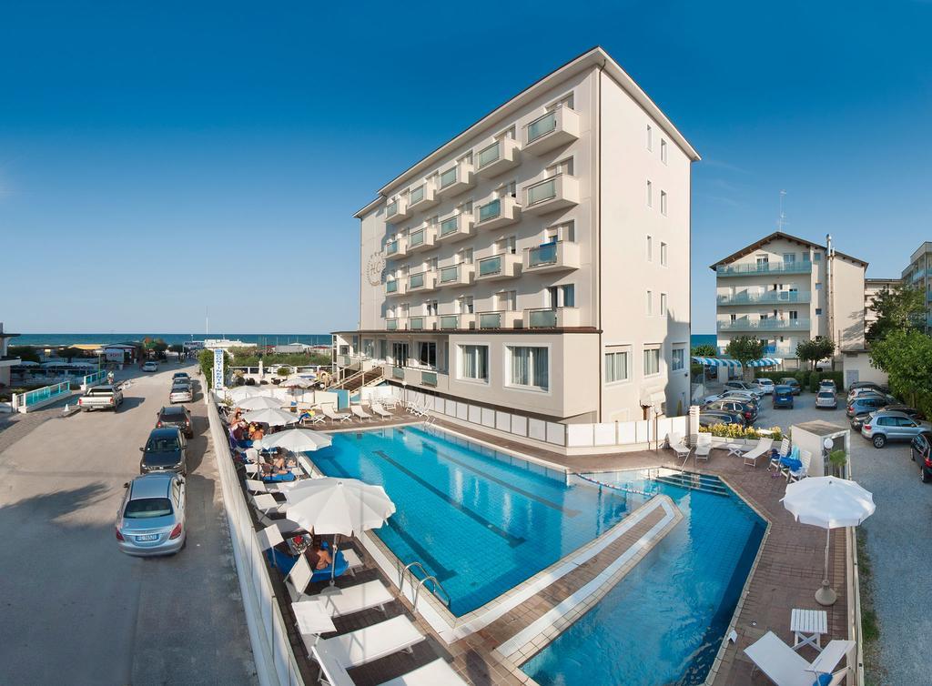 Hotel Continental Milano Marittima Exterior foto