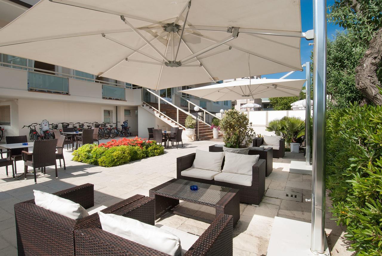 Hotel Continental Milano Marittima Exterior foto